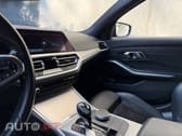 BMW 330 e Pack Desportivo M Pro Auto