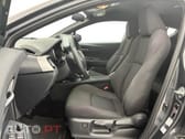 Toyota C-HR 1.8 Hybrid Dynamic Business Beyond