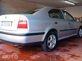 Skoda Octavia 1.6 SLXI 101 cv