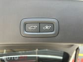 Volvo XC40 2.0 B3 Plus Dark