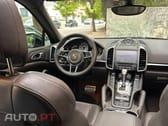 Porsche Cayenne S E-Hybrid Platinum Edition