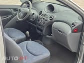 Toyota Yaris 1.0 Base C/Radio