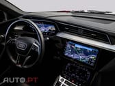 Audi Q8 E-Tron I.V.A DEDUTÍVEL S LINE