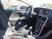 Volvo V40 Cross Country Outro