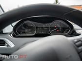 Peugeot 2008 PureTech 110 GPF Stop&Start EAT6 Signature