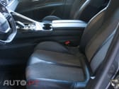 Peugeot 5008 1.2 PureTech Allure EAT8