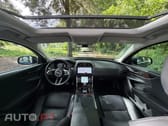 Jaguar XE 2.0 D R-Dynamic S