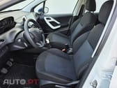 Peugeot 208 1.2i 68Cv Life