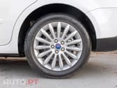 Ford S-Max 2.0 TDCi Titanium 7L 143g