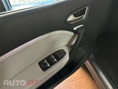 Renault Captur 1.6 E-Tech Plug-In Initiale Paris