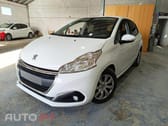 Peugeot 208 1.5 BlueHDi - IVA Dedutível