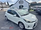 Toyota Yaris 1.5 HSD Square Collec.White