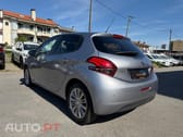 Peugeot 208 1.2 PureTech Signature