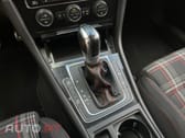 Volkswagen Golf 2.0 TSI GTI DSG