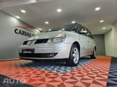 Renault Espace 2.2 dCi Privilege