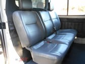Toyota HiAce 2.5D-4D 6Lugares
