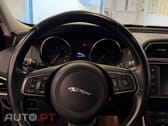 Jaguar XE 2.0 D Prestige Aut.