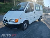 Ford Transit 120 VAN TD 85cv (9 Lugares)
