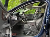 Jaguar XE 2.0 D R-Dynamic S