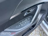 Peugeot 2008 Hybrid 145 e-DSC Allure