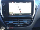 Peugeot 208 1.2 PureTech Signature 82 cv–Nacional
