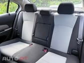 Chevrolet Cruze 1.6 LS