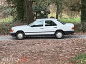 Mercedes-Benz 260 260 E