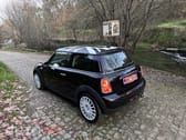 MINI Cooper Cooper D