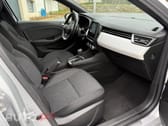Renault Clio 1.6 E-Tech Intens