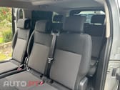 Peugeot Traveller 2019