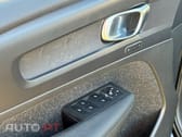 Volvo XC40 T5 Momentum Plus
