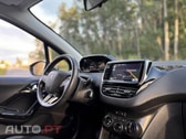 Peugeot 208 1.2 STYLE GPS