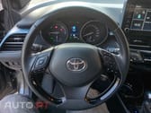 Toyota C-HR 1.8 hibrido 122cv Square Collection