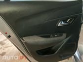 Peugeot 208 1.2 Hybrid Style e-DCS6