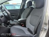 Renault Captur auto