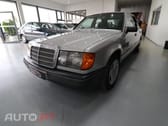 Mercedes-Benz W124 200 D