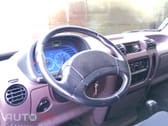 Renault Master 2.5 D 80HP Contentor de Fibra