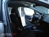 Peugeot 2008 1.2 PureTech Style