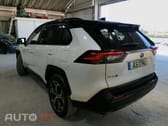 Toyota RAV4 2.5 HDF Lounge AWD-i