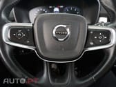 Volvo XC40 T2 Momentum Pro