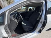 Volkswagen Golf 1.6 TDi Confortline DSG