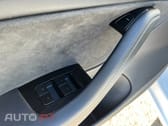 Tesla Model 3 Tração Traseira