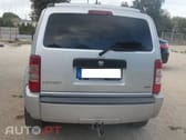 Dodge Nitro  2 8 Crd Dpf Se 2wd