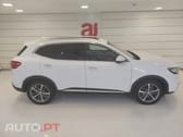 MG EHS PHEV Luxury