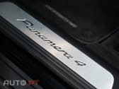 Porsche Panamera 4 E-Hybrid