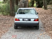 Mercedes-Benz 260 260 E