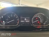 Peugeot 2008 1.2 VTi Active