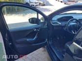 Peugeot 208 1.2 VTi Active