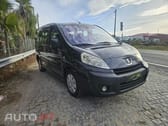 Peugeot E-Expert 9 lugares