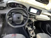 Peugeot 2008 1.2 PureTech Allure